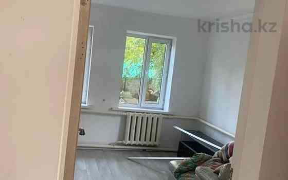 4-комнатный дом помесячно, 70 м², 2 сот., мкр Калкаман-2, Бегалиева 140 Алматы