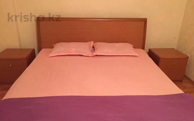 2-комнатная квартира, 65 м², 3/9 этаж посуточно, мкр 12 58 Актобе - изображение 3
