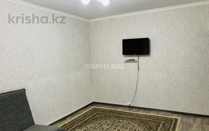 1-комнатная квартира, 45 м², 1/5 этаж посуточно, 10 микрорайон Тараз - изображение 8