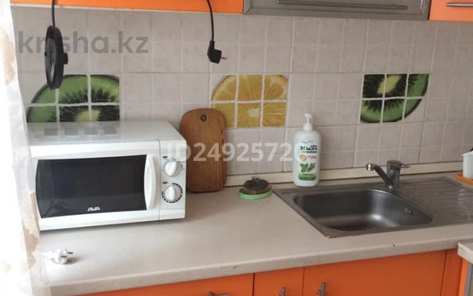1-комнатная квартира, 40 м², 2/5 этаж посуточно, 343 квартал мкр Semey - photo 3