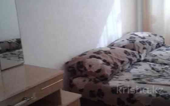 2-комнатная квартира, 50 м², 3/5 этаж посуточно, 3 мкр 36 Атырау