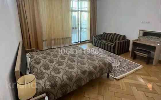 3-комнатная квартира, 70 м², 1/7 этаж посуточно, Есим хан 19/2 — Жаңа қала, Облыстық әкімшіліг, Тура Turkestan