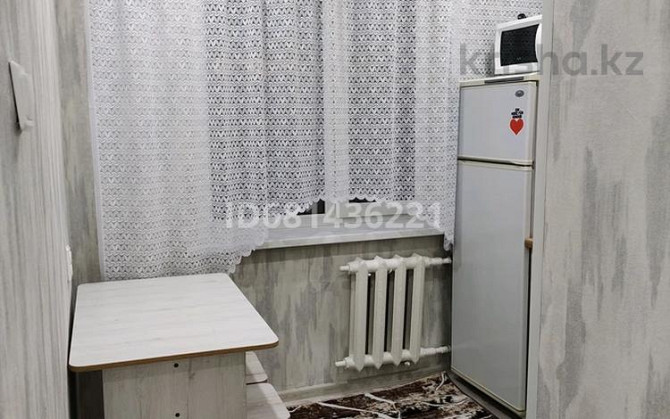 1-комнатная квартира, 40 м², 4/5 этаж посуточно, 20квартал 7 Семей - изображение 2
