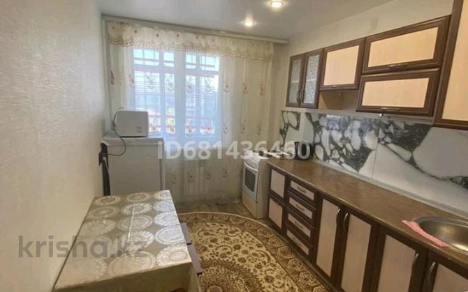 2-комнатная квартира, 60 м², 6/9 этаж посуточно, Казахстан — Казахстан Кабанбай батыра Усть-Каменогорск - изображение 7