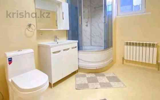 5-комнатный дом помесячно, 200 м², 5 сот., мкр Каменское плато, Жантобе Алматы