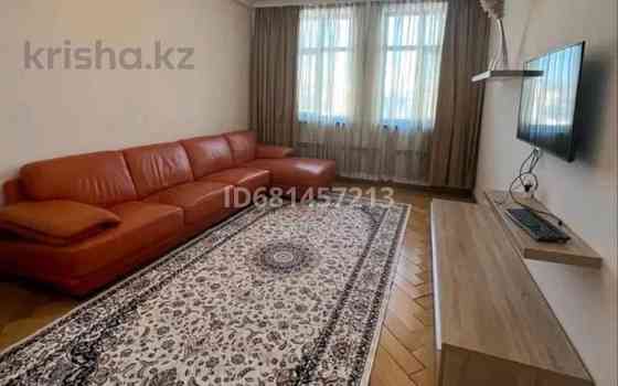 1-комнатная квартира, 35 м², 1/12 этаж посуточно, Сзади Обл. Акимата 7 Туркестан