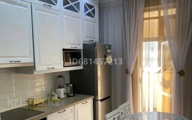 1-комнатная квартира, 35 м², 1/12 этаж посуточно, Сзади Обл. Акимата 7 Туркестан - изображение 1