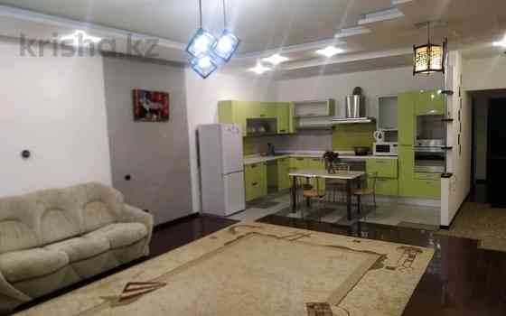 3-комнатная квартира, 140 м², 11/12 этаж посуточно, Аль-Фараби 95 Алматы
