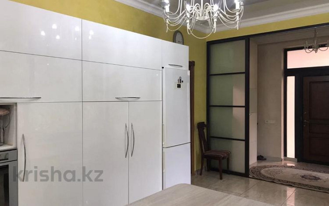 7-комнатный дом помесячно, 250 м², 12 сот., Ханов Керея и Жанибека 38 — Кок-Тобе Алматы - изображение 8