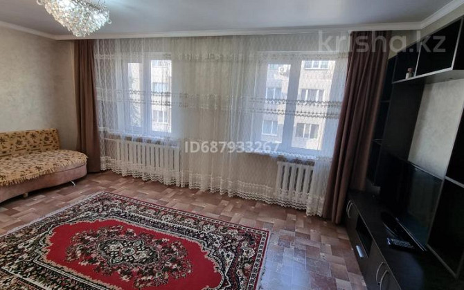 3-комнатная квартира, 58 м², 3/5 этаж помесячно, Ломоносова - Магнума  - photo 1