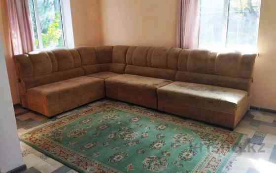 3-комнатный дом помесячно, 100 м², 4 сот., мкр Акжар — Бекешева Алматы