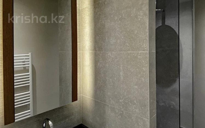 6-комнатный дом помесячно, 550 м², 17 сот., проспект Достык 409 Алматы - изображение 1