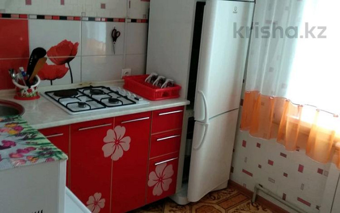 1-комнатная квартира, 35 м², 4/5 этаж посуточно, Кенесары 23  - photo 7