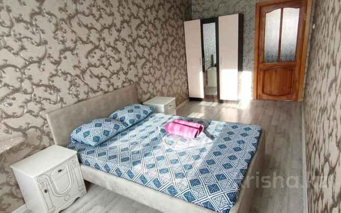 2-комнатная квартира, 48 м², 5/5 этаж посуточно, Айманова 50 Павлодар - изображение 1
