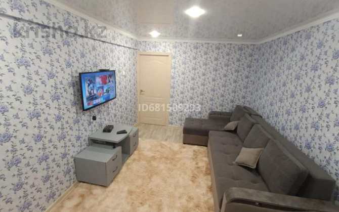 2-комнатная квартира, 48 м² посуточно, Амурская 16 — Парк Металлургов Усть-Каменогорск - изображение 2