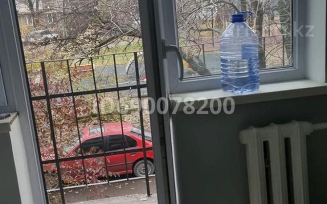 1-комнатная квартира, 33 м², 2/4 этаж помесячно, мкр №10 12 - Шаляпина берегового Almaty - изображение 1