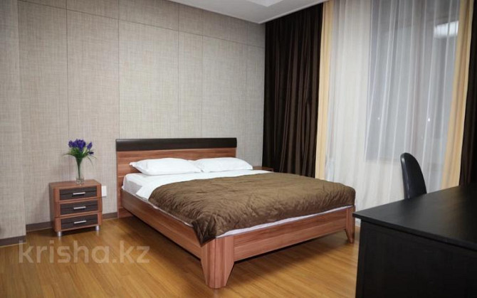 3-комнатная квартира, 105 м², 28/28 этаж посуточно, Кошкарбаева 10/1 — Тауельсиздик Astana - photo 3
