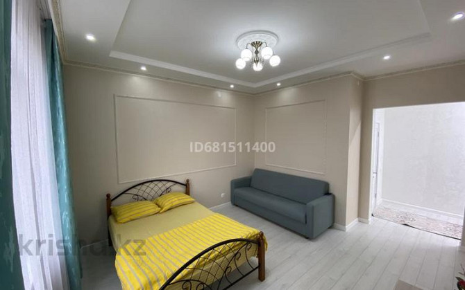1-комнатная квартира, 55 м², 2/9 этаж посуточно, мкр Нурсая, Абулхаир хана 63 — По дороге в аэропорт Atyrau - photo 1