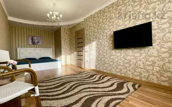1-комнатная квартира, 50 м², 5/9 этаж посуточно, Тлепбергенова 78 — Молдагуловой Актобе