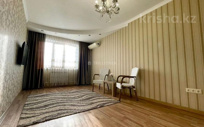 1-комнатная квартира, 50 м², 5/9 этаж посуточно, Тлепбергенова 78 — Молдагуловой Актобе - изображение 4