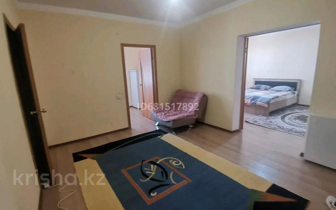 1-комнатная квартира, 55 м², 5/9 этаж посуточно, мкр. Зачаганск пгт 101 — Мурата Мункеулы Oral - photo 1