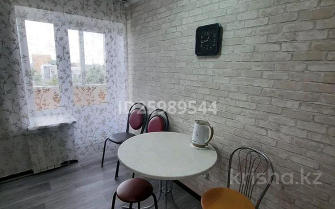 2-комнатная квартира, 60 м², 5/9 этаж посуточно, Шакарима 14 — Дулатова Semey - photo 7