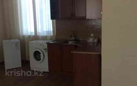 2-комнатная квартира, 90 м² посуточно, Сланова 66 Атырау