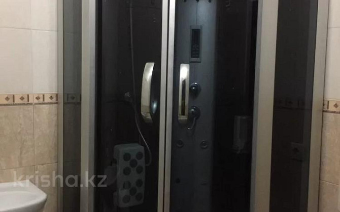 2-комнатная квартира, 90 м² посуточно, Сланова 66 Атырау - изображение 3