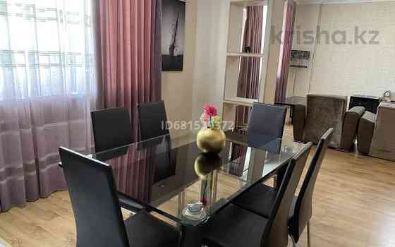 1-комнатная квартира, 74 м², 10/10 этаж посуточно, Кунаева — Дефиле Шымкент