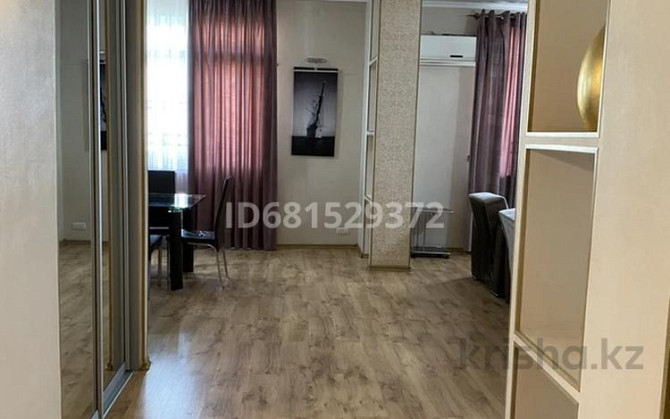 1-комнатная квартира, 74 м², 10/10 этаж посуточно, Кунаева — Дефиле Шымкент - изображение 8