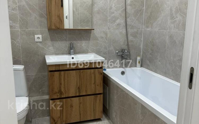 2-комнатная квартира, 56 м², 3/9 этаж помесячно, Е-305 6 Астана - изображение 6