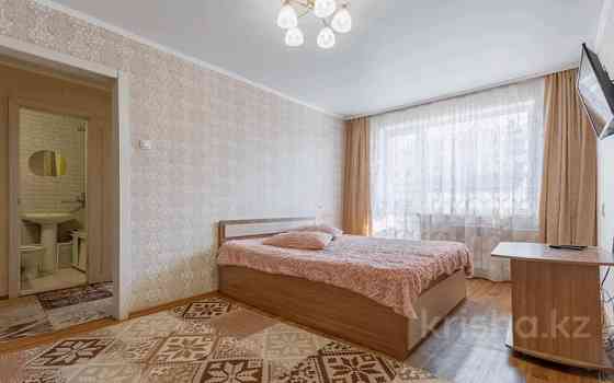 1-комнатная квартира, 38 м², 3/5 этаж посуточно, Володарского 94 — Назарбаева Петропавловск