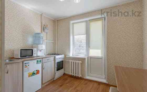 1-комнатная квартира, 38 м², 3/5 этаж посуточно, Володарского 94 — Назарбаева Петропавловск