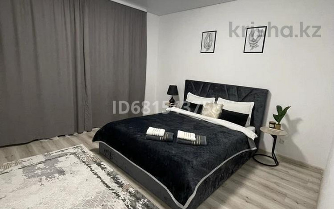1-комнатная квартира, 40 м², 1/6 этаж посуточно, Каирбекова 358 Kostanay - photo 1