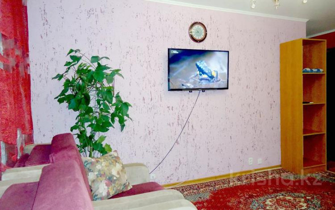 2-комнатная квартира, 70 м² посуточно, проспект Ауэзова 37 — Байтурсынова Семей - изображение 5