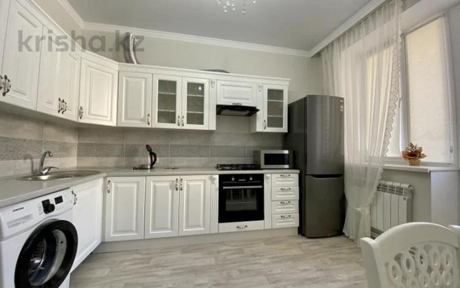 2-комнатная квартира, 75 м², 1/5 этаж посуточно, мкр. Батыс-2, Халел Досмухамбетулы 18/1 Актобе - изображение 4