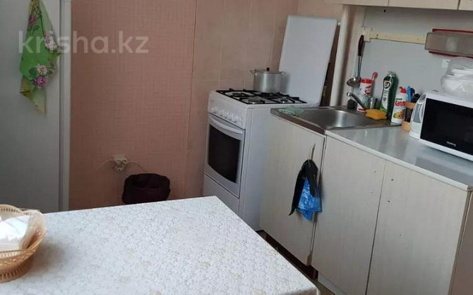 1-комнатная квартира, 32 м², 3 этаж посуточно, 5 мкр 3 Аксай - изображение 4