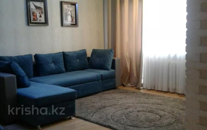 1-комнатная квартира, 39 м², 4/5 этаж посуточно, Бектурова 15 — Торайгыровар Павлодар - изображение 2