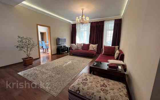 5-комнатный дом помесячно, 260 м², 10 сот., Оспанова 89 Алматы