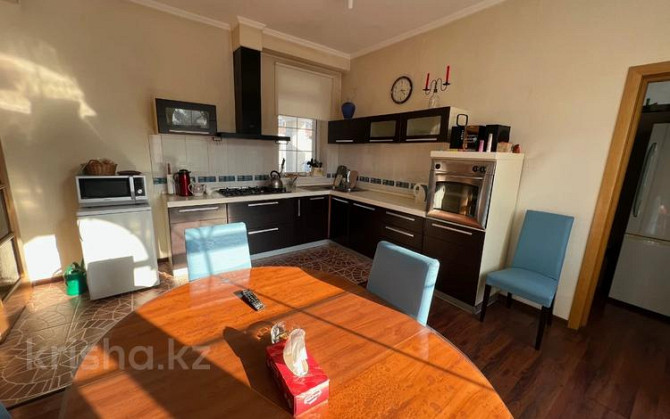 5-комнатный дом помесячно, 260 м², 10 сот., Оспанова 89 Алматы - изображение 5