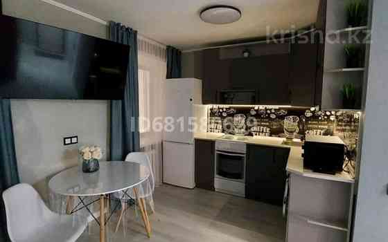 1-комнатная квартира, 36 м², 5/9 этаж посуточно, Амре Кашаубаева 1 — Площадь Ушанова Усть-Каменогорск
