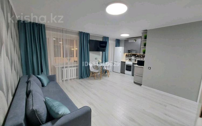 1-комнатная квартира, 36 м², 5/9 этаж посуточно, Амре Кашаубаева 1 — Площадь Ушанова Усть-Каменогорск - изображение 5