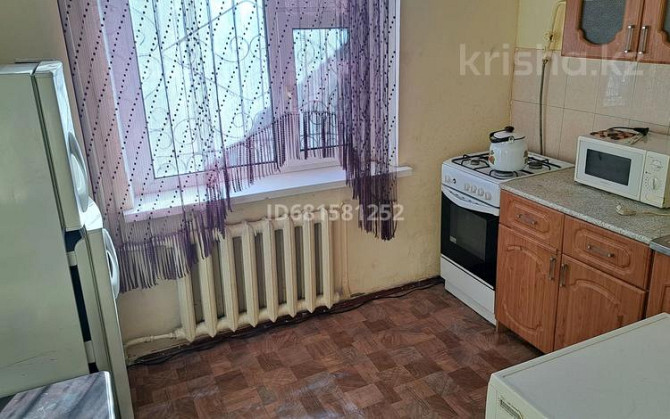 1-комнатная квартира, 40 м², 1 этаж посуточно, мкр Строитель 5 — Стройтель Oral - photo 2