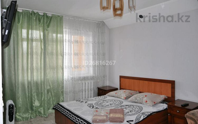 1-комнатная квартира, 40 м², 3/5 этаж посуточно, Гарышкерлер 40 Жезказган - изображение 1