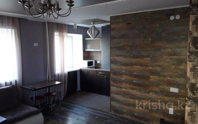 1-комнатная квартира, 33 м², 2/4 этаж посуточно, Пр. Бухар жырау 70 Karagandy - photo 4