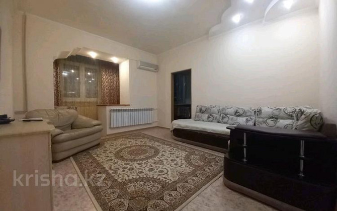 2-комнатная квартира, 60 м², 2/5 этаж посуточно, мкр 5, проспект Абая 4 4 Актобе - изображение 3