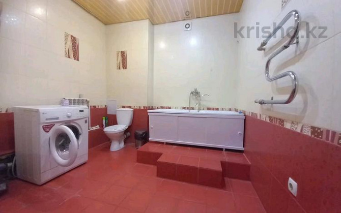 2-комнатная квартира, 60 м², 2/5 этаж посуточно, мкр 5, проспект Абая 4 4 Актобе - изображение 6
