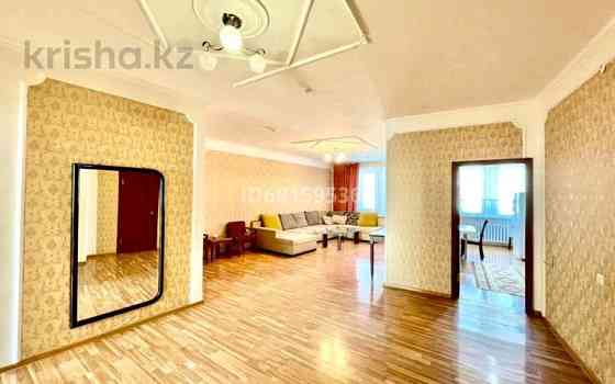 3-комнатная квартира, 120 м², 3/13 этаж посуточно, мкр Комсомольский, Достык 13/3 — Мангилик Astana