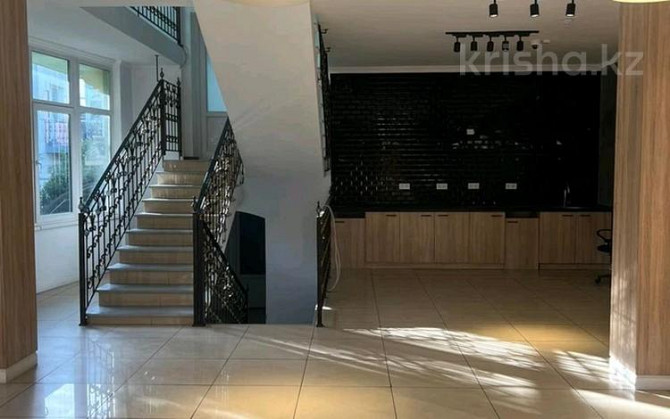 7-комнатный дом помесячно, 500 м², 3 сот., мкр Горный Гигант, Иванилова Алматы - изображение 5