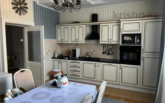 6-комнатный дом помесячно, 217.6 м², 5 сот., мкр Шугыла — проспект Абая Almaty - изображение 8